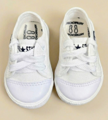 Tenis